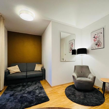 Stylish Apartment Naehe Hbf-Tiefgarage-Lift Hanover Exterior photo
