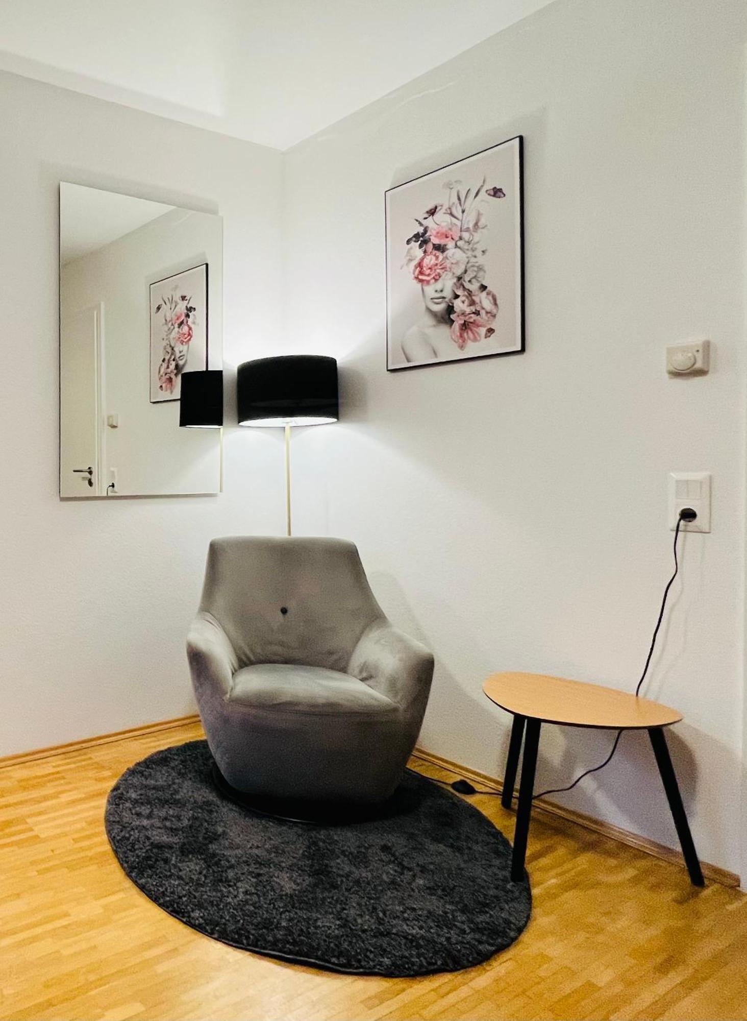 Stylish Apartment Naehe Hbf-Tiefgarage-Lift Hanover Exterior photo